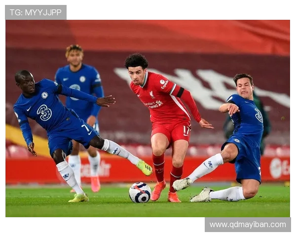 利物浦与切尔西激战正酣 双方全力争夺英超关键三分 利物浦与切尔西激战正酣 双方全力争夺英超关键三分