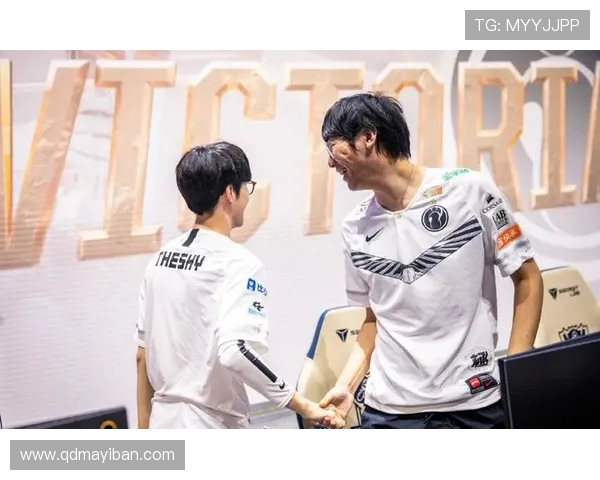 FPX在大师赛中的个人能力展现与团队协作的完美结合分析