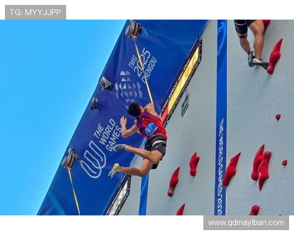 成都攀岩队在全国攀岩战术排行榜中荣获第九名的辉煌成就