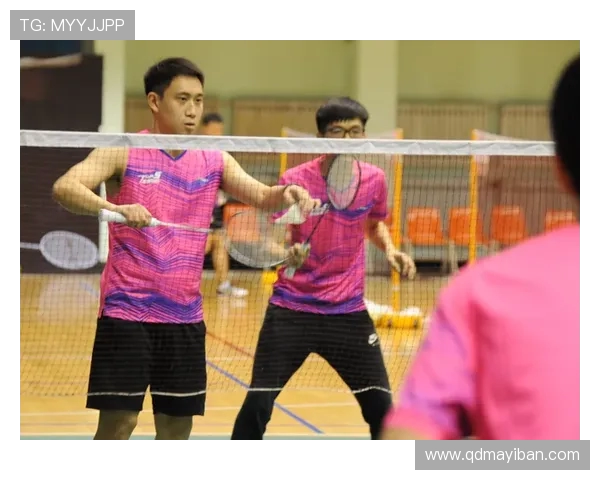 成都羽毛球队的灵活性探讨与训练方法分享