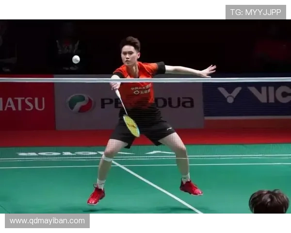 重庆羽毛球队在世界锦标赛积分榜中以93分稳居第一名展现强大实力